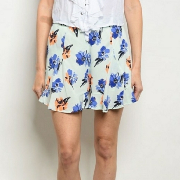 NWT 19 Cooper Floral Ruffled High Waist Shorts - Picture 2 of 10